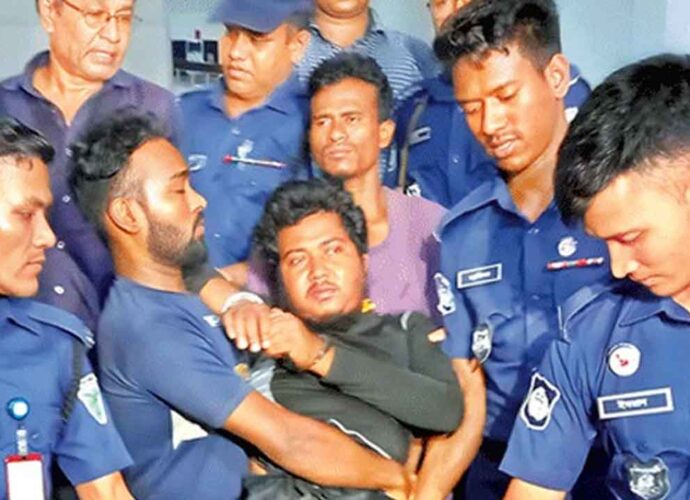 পূর্ব ভারতে আল কায়েদার নতুন ছায়া সংগঠন ‘ইমাম মাহমুদুরের কাফেলা’: মাস্টারমাইন্ড জুয়েলকে ঘিরে গোয়েন্দা নজরদারি ও এনআইএ-র অভিযান