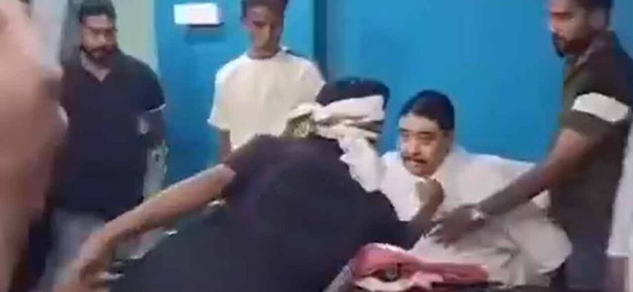 সিউড়ির কার্যালয়ে আক্রান্ত অনুব্রত মণ্ডল: জোরপূর্বক চেয়ারে বসিয়ে ভাঙচুর, ধৃত যুবকেরা