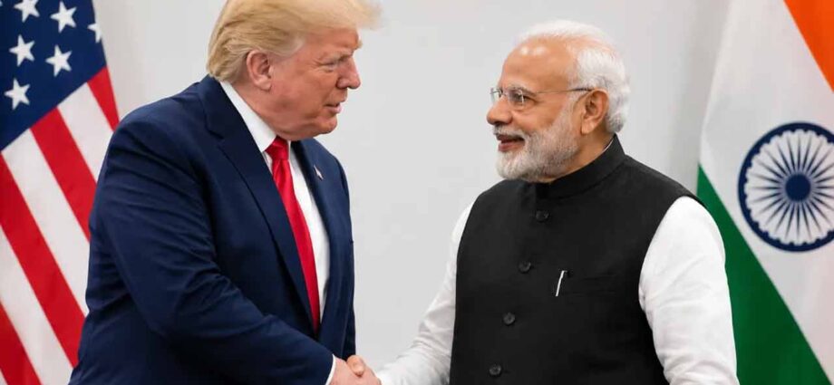 ভারত-মার্কিন দ্বিপাক্ষিক সম্পর্ক ও কৌশলগত অংশীদারিত্ব নিয়ে ডোনাল্ড ট্রাম্পের সঙ্গে ফোনে কথা নরেন্দ্র মোদীর