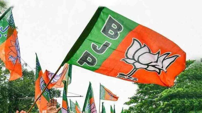 তৃণমূলের একাংশের সমর্থনে মালদহ জেলা পরিষদ বিজেপির দখলে; ভোটাভুটির দিনই ভোলবদল বিক্ষুব্ধদের তৃণমূলের একাংশের সমর্থনে মালদহ জেলা পরিষদ বিজেপির দখলে; ভোটাভুটির দিনই ভোলবদল বিক্ষুব্ধদের