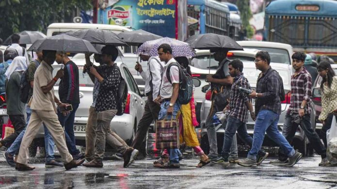 দুর্গাপুজোয় আবহাওয়া: পঞ্চমী থেকে সপ্তমী পর্যন্ত দক্ষিণবঙ্গে বৃষ্টির পূর্বাভাস, আশ্বস্ত করছে আলিপুর আবহাওয়া দফতর দুর্গাপুজোয় আবহাওয়া: পঞ্চমী থেকে সপ্তমী পর্যন্ত দক্ষিণবঙ্গে বৃষ্টির পূর্বাভাস, আশ্বস্ত করছে আলিপুর আবহাওয়া দফতর