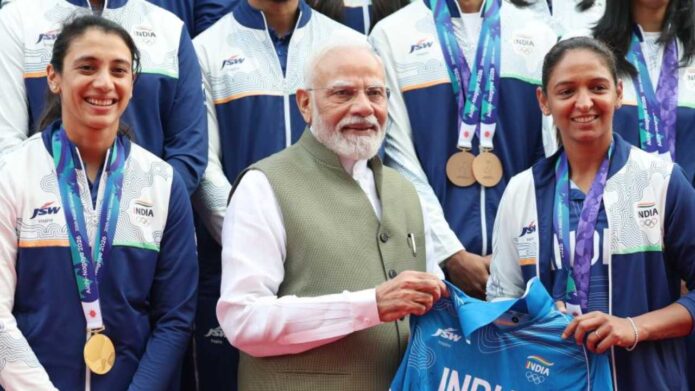 এশিয়ান গেমসে পদকজয়ীদের সংবর্ধনা মোদীর, ২০৩৬ অলিম্পিক্স আয়োজন করতে মরিয়া ভারত এশিয়ান গেমসে পদকজয়ীদের সংবর্ধনা মোদীর, ২০৩৬ অলিম্পিক্স আয়োজন করতে মরিয়া ভারত
